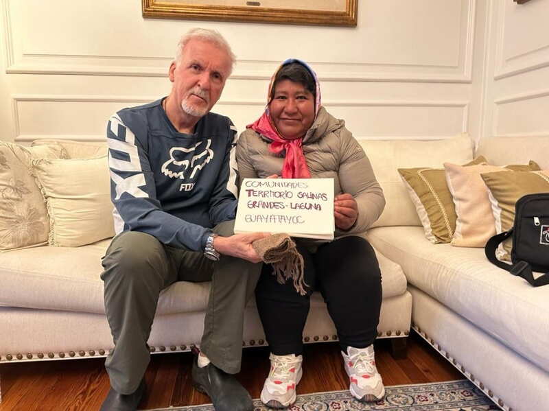 James Cameron with Veronica Chavez, source: culturageek.com